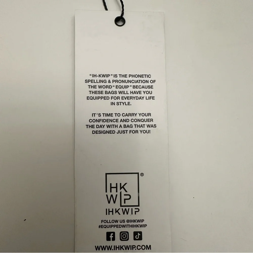 IHKWIP Black RFID-Blocking Bifold Wallet - Picture 9 of 10